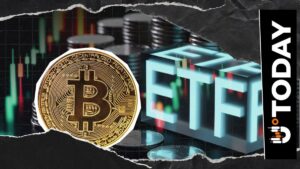 Eine Bitcoin-Münze vor einem steigenden Kurs-Chart und ETF-Schriftzug