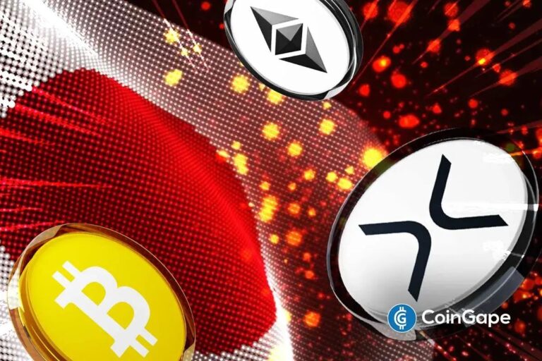 Die japanische Flagge im Hintergrund mit den physischen Münzen von Bitcoin, Ethereum und XRP im Vordergrund