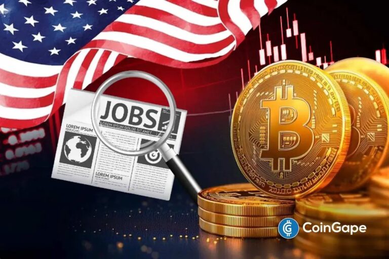 Roter fallender Kurs-Chart vor einer physischen Bitcoin-Münze