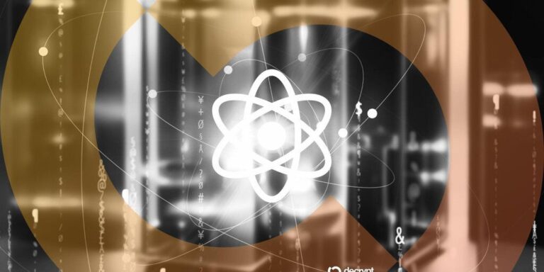 Ein leuchtender Quantencomputer im Hintergrund, überlagert von einem digitalen Bitcoin-Logo