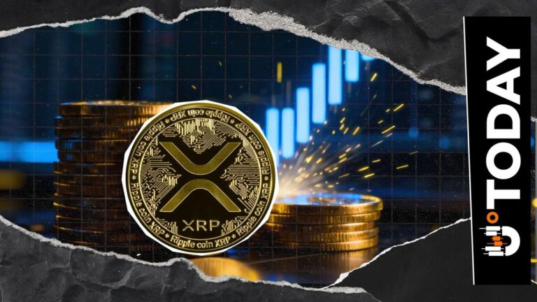 Eine XRP-Münze vor einem steigenden Finanz-Chart und Börsendaten