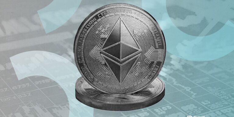 Ein Ethereum-Logo vor einem fallenden Balkendiagramm, das schrumpfende Barreserven symbolisiert.